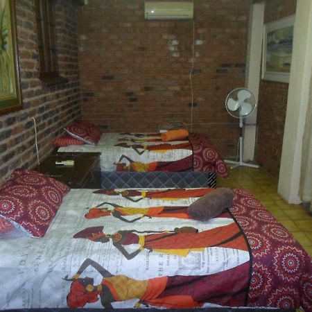 Marloth Havens Guest House Malalane Bagian luar foto